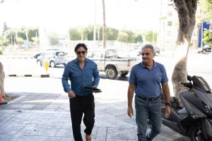 Μαντούκα/DEAL