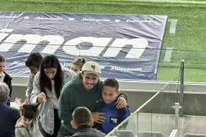 (Φώτος) Πόλος έλξης ο Μάρκες 