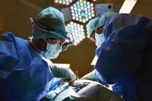  Ξύπνησε στο χειρουργείο πριν αφαιρέσουν την καρδιά του!