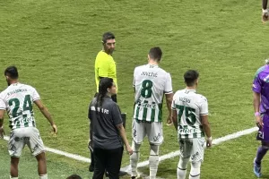 Ντεμπούτο Γιόβετιτς!