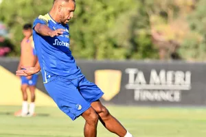 ΑΠΟΕΛ/“Football is art” (φώτος)