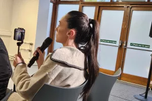 Η κυρία από την Ιρλανδία...