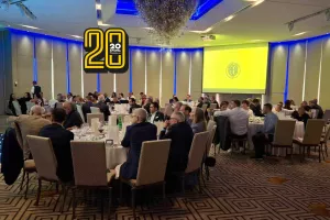 (Φώτος Kerkida) Γαλαζοκίτρινο... Gala Dinner στην παρουσία του ΠτΔ