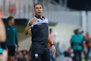 Κύπρος - Ρουμανία: Στο ίδιο έργο θεατές... (Φώτος)