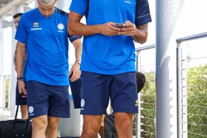 (Φώτος) Πέταξε για Κόσοβο η Εθνική 