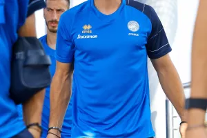 (Φώτος) Πέταξε για Κόσοβο η Εθνική 