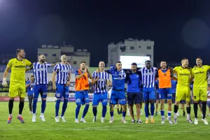 ΑΝΟ/Διαθέσιμες σε πλειστηριασμό οι φανέλες των σκόρερ!  