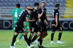 Εθνικός -ΑΕΖ: Πρόκριση με ανατροπή