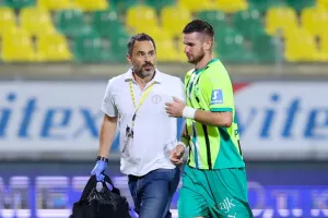Ρομπέρζ με ΑΕΛ (11-4-4) 