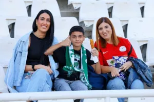 ΦΩΤΟΡΕΠΟΡΤΑΖ από τον κόσμο στο ΓΣΠ