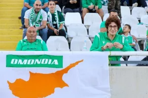 ΦΩΤΟΡΕΠΟΡΤΑΖ από τον κόσμο στο ΓΣΠ