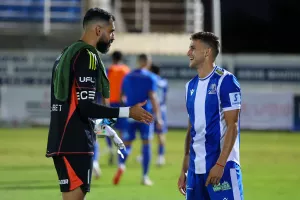 Του έδωσε... το χέρι!