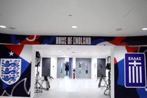 Επαφές της ΕΠΟ με την UEFA, κανένα περιθώριο για αναβολή του Αγγλία-Ελλάδα