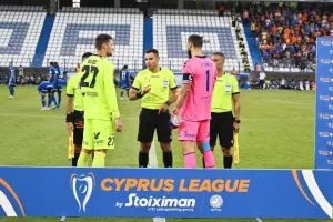 Ομόνοια Αραδίππου-ΑΠΟΕΛ: Ντεμπούτο Χιμένεθ με πεντάρα! (φώτος)