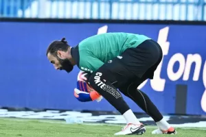 Ομόνοια Αρ.-Απόλλων: Αγχώθηκε... αλλά έφυγε με το "διπλό" (Φώτος)