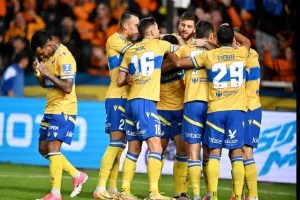 ΑΠΟΕΛ-Ανόρθωση: Γαλαζοκίτρινο… το ντέρμπι με Λαϊφη και Ντράζιτς! (φώτος)