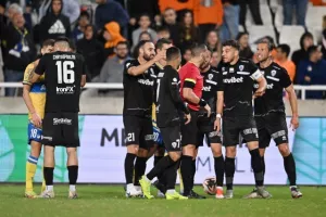 ΑΠΟΕΛ-Ανόρθωση: Γαλαζοκίτρινο… το ντέρμπι με Λαϊφη και Ντράζιτς! (φώτος)