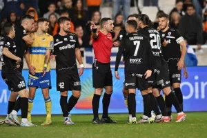 ΑΠΟΕΛ-Ανόρθωση: Γαλαζοκίτρινο… το ντέρμπι με Λαϊφη και Ντράζιτς! (φώτος)