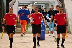 ΑΠΟΕΛ - ΑΕΚ: Μεγάλο διπλό με Φαράζ!