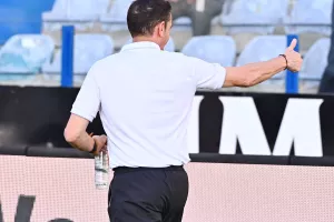 Ντεμπούτο Μανόλο σε... κλικς