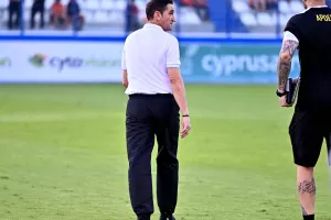 Ντεμπούτο Μανόλο σε... κλικς