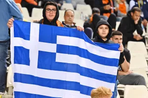 Ο κόσμος στο ΑΠΟΕΛ-Ανόρθωση (φώτος)