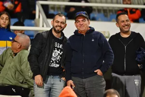 Ο κόσμος στο ΑΠΟΕΛ-Ανόρθωση (φώτος)