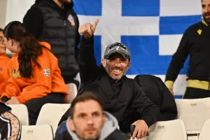 Ο κόσμος στο ΑΠΟΕΛ-Ανόρθωση (φώτος)