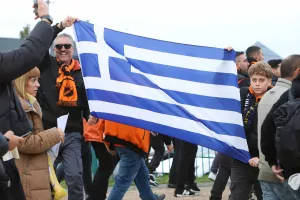 Ο κόσμος του ΑΠΟΕΛ στο Tallaght Stadium (φώτος)