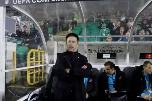 Shamrock Rovers - ΑΠΟΕΛ: Έ"Χ"ασε τη νίκη μέσα απ' τα χέρια του