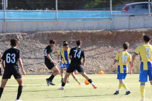 Κ16 ΑΠΟΕΛ - Ολυμπιακός (φωτορεπορτάζ)