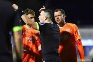 Πάφος-Καρμιώτισσα: Τεσσάρα και παραμονή στην 1η θέση! (Φώτος)