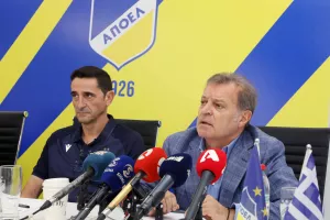 Η σημειολογία της παρουσίας Πετρίδη
