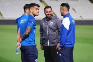 (ΦΩΤΟΣ) ''Πηγαδάκια'' πριν την σέντρα 