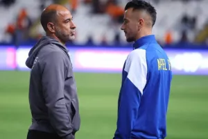 (ΦΩΤΟΣ) ''Πηγαδάκια'' πριν την σέντρα 
