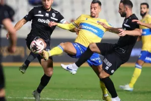 ΑΠΟΕΛ-Ανόρθωση: Γαλαζοκίτρινο… το ντέρμπι με Λαϊφη και Ντράζιτς! (φώτος)