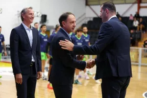 Δεν τα κατάφερε ο Κεραυνός (Φώτος)