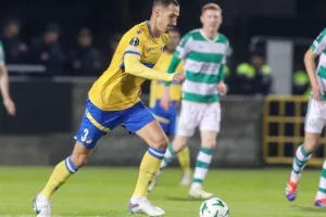 Shamrock Rovers - ΑΠΟΕΛ: Έ"Χ"ασε τη νίκη μέσα απ' τα χέρια του