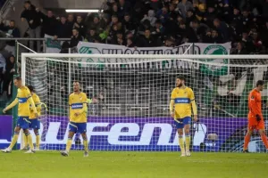 Shamrock Rovers - ΑΠΟΕΛ: Έ"Χ"ασε τη νίκη μέσα απ' τα χέρια του