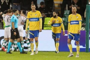 Shamrock Rovers - ΑΠΟΕΛ: Έ"Χ"ασε τη νίκη μέσα απ' τα χέρια του