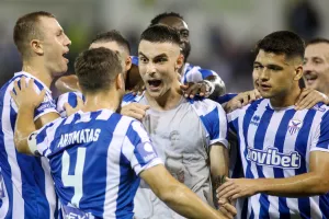 Δύο τετράδες... εξίσου σημαντικές
