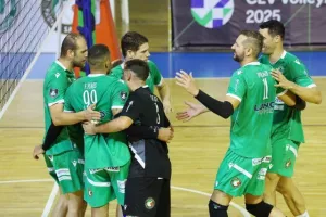 Μεγάλη νίκη και προβάδισμα για την Ομόνοια (Φώτος)