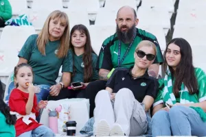 ΦΩΤΟΡΕΠΟΡΤΑΖ από τον κόσμο στο ΓΣΠ