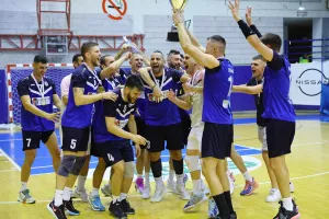 (Φώτος) Σήκωσε το τρόπαιο ο Kuutio Homes Παφιακός