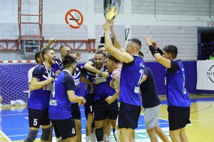 (Φώτος) Σήκωσε το τρόπαιο ο Kuutio Homes Παφιακός