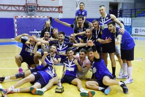 (Φώτος) Σήκωσε το τρόπαιο ο Kuutio Homes Παφιακός