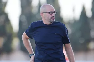 ΕΝΠ-Εθνικός: Ισόπαλο το ματς των αναγκαστικών αλλαγών