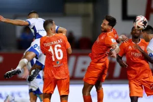 Καρμιώτισσα-Απόλλων: Μεγάλη  νίκη στο ντεμπούτο του Καμορανέζι! (Φώτος)