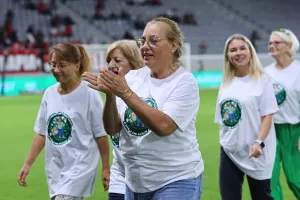 (Άρης) Μπήκαν ΜΕΣΑ με τις... πεθερές!