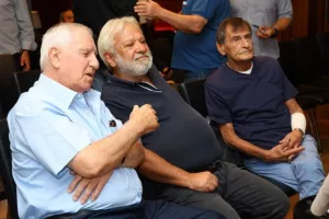 (ΒΙΝΤΕΟ) Απόλλων/"Το λεύκωμα θα προσφέρει αιώνια δόξα και αναγνώριση"